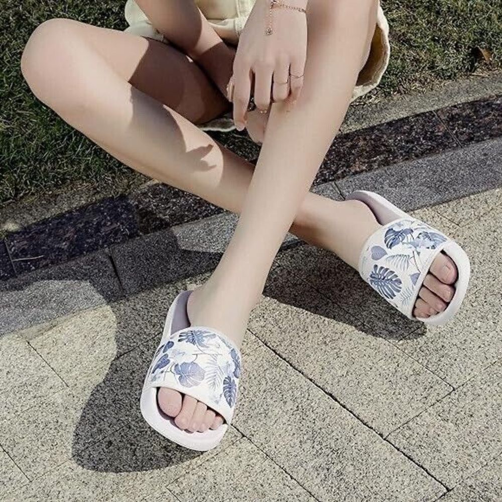 NEW Women White Beach Slides Sandals Size 9 Ataiwee - Picture 4 of 6